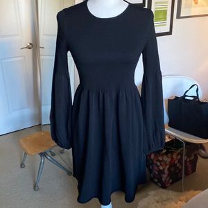 Zara stretchy balloon sleeve dress